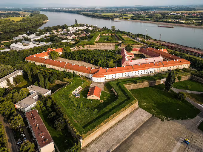 Komárno Fortress — image 2