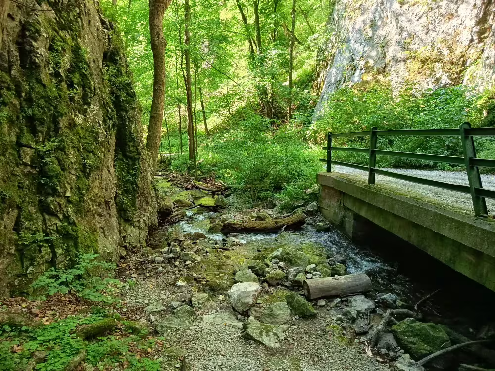 Zádiel Gorge — image 2