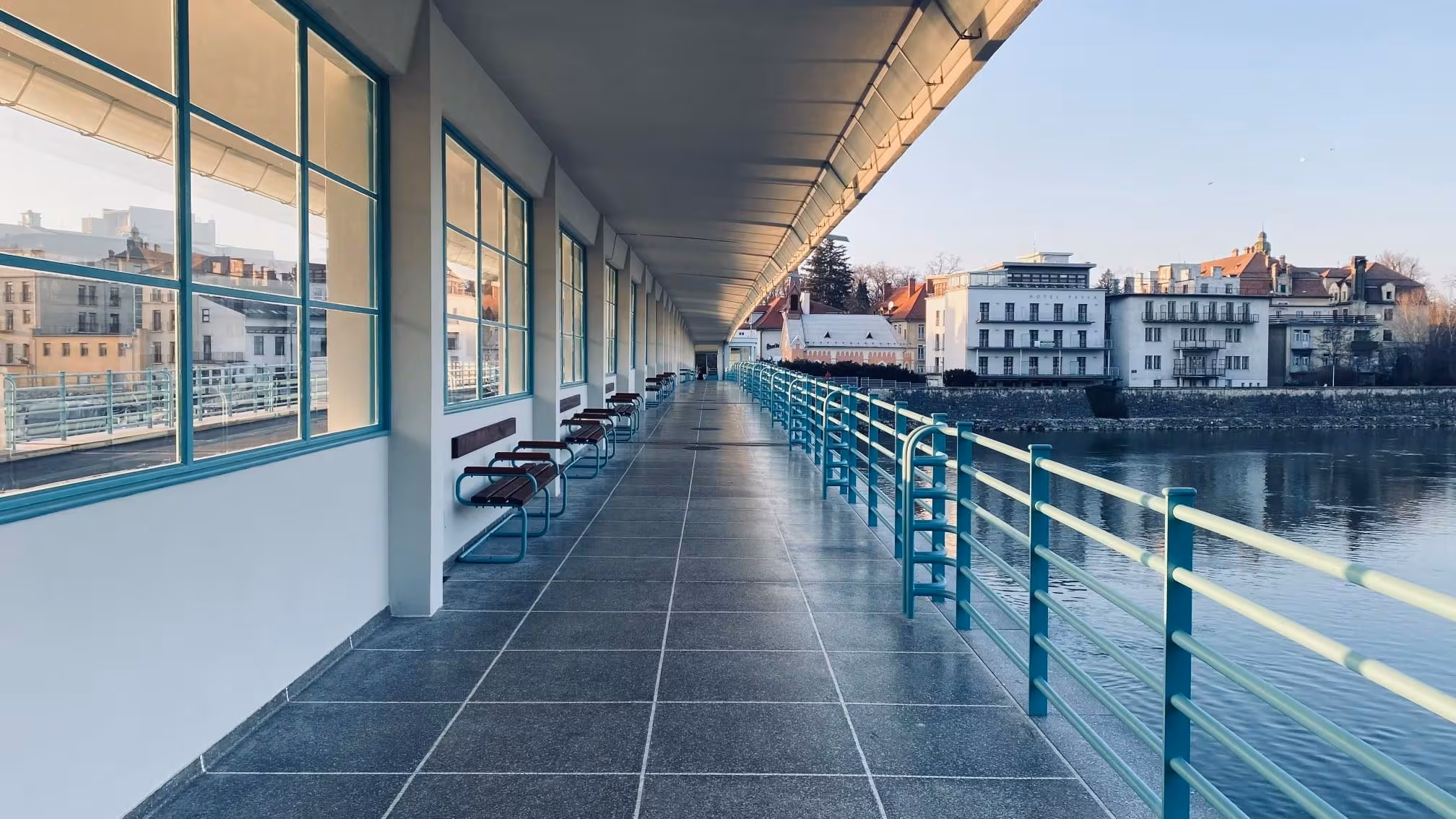 Colonnade Bridge — photo 3