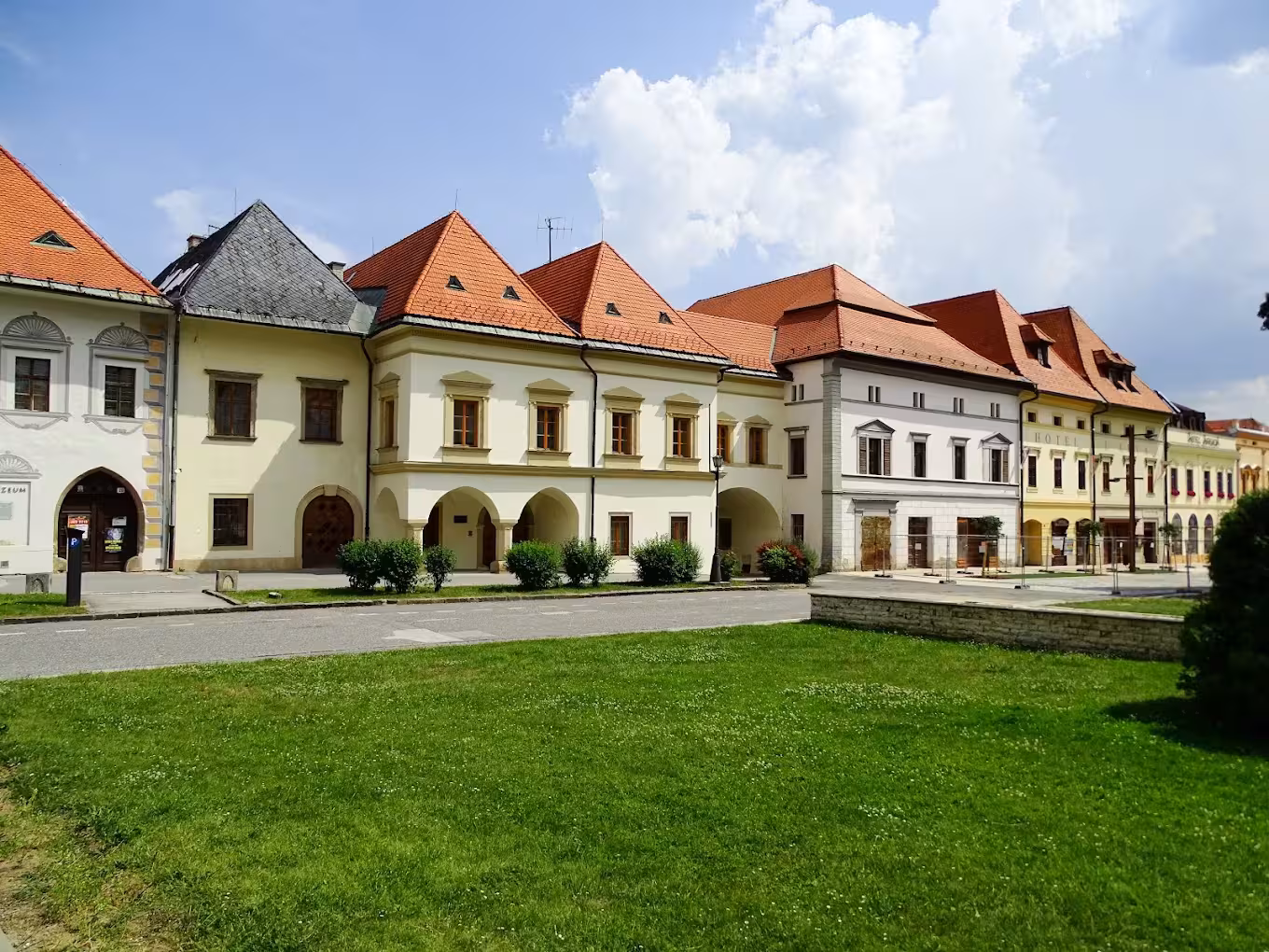 Master Paul’s Square – gallery image 2