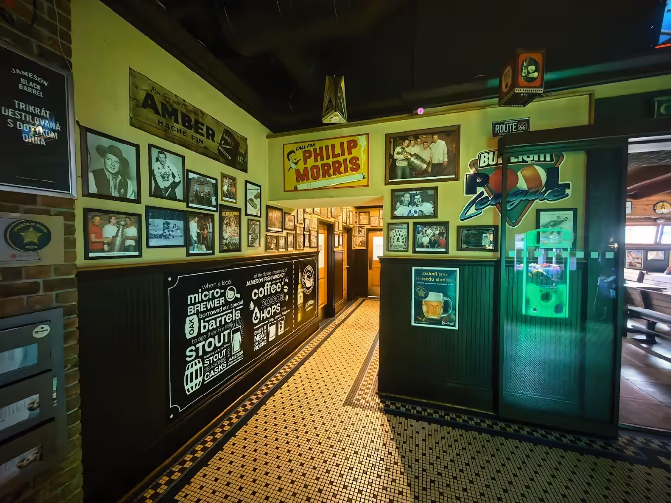 Bar & Restaurant Route 66 — photo 3
