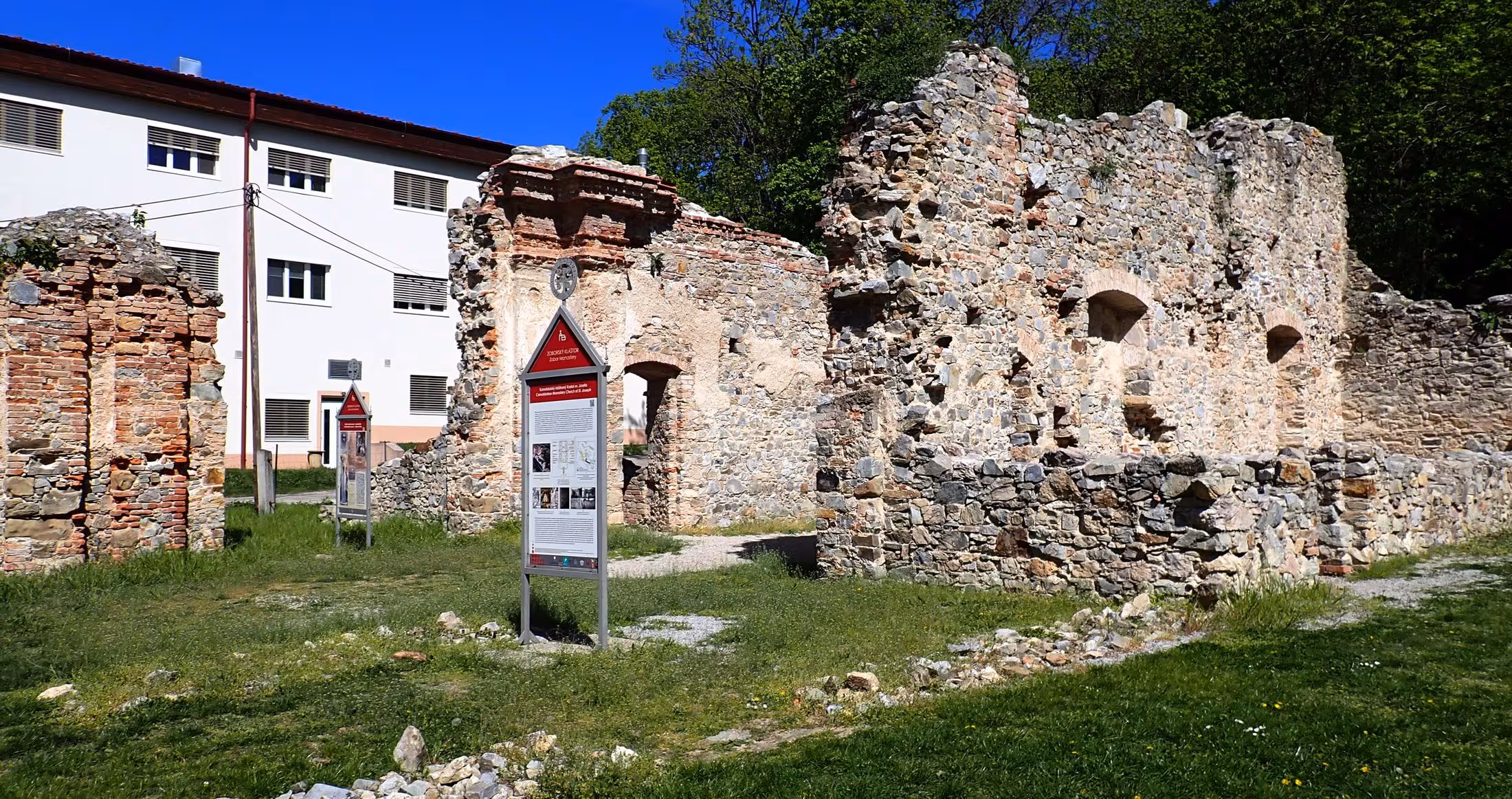 Zobor — photo 3